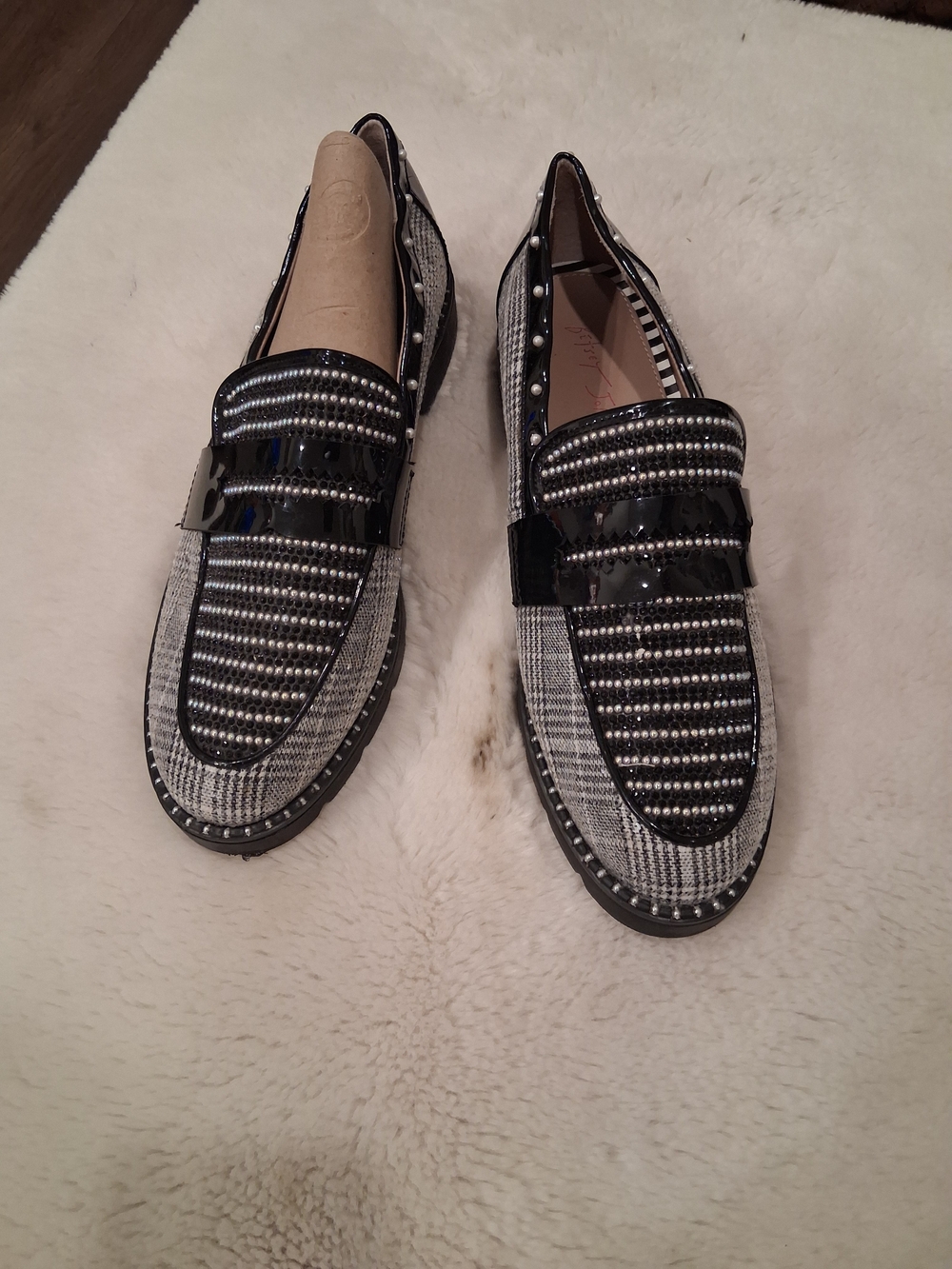 Betsey Johnson Black & Gray  Pearl-Stud Loafers